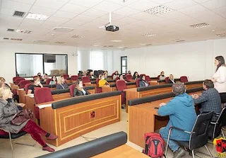 MBAHET TAKIMI INFORMUES NË SALLËN E KUVENDIT KOMUNAL TË DRENASIT RRETH PROJEKTIT "I SEE"