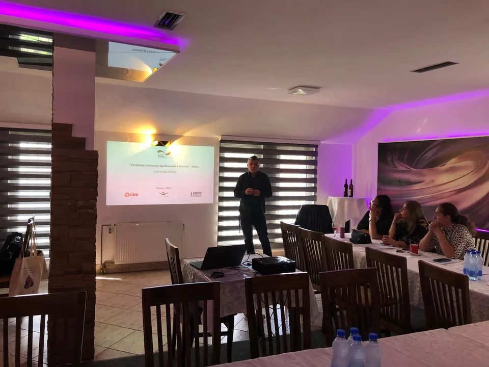 Në kuadër të projektit” Përfshirja e Grave në Agrobiznesin e Kosovës – IWKA”, u mbajt sesioni informues për qytetarët e Graçanicës