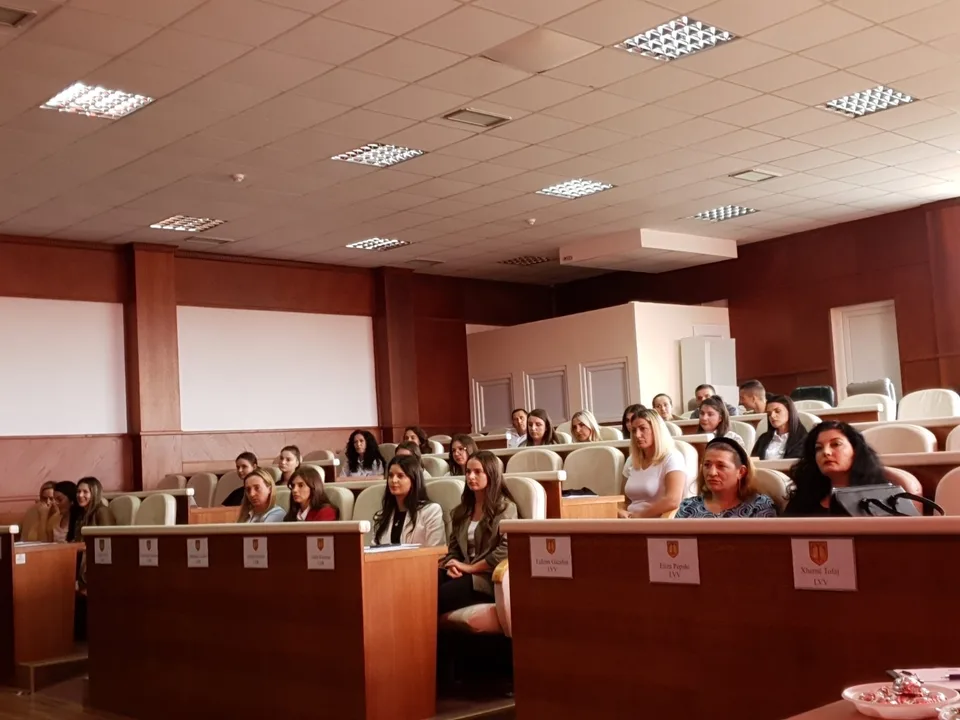 Vazhdon sesioni informues në kuadër të projektit” Përfshirja e Grave në Agrobiznesin e Kosovës – IWKA”. Kësaj radhe sesioni u mbajt ne Komunën e Junikut