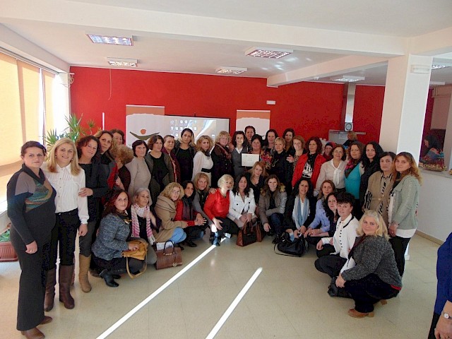 WOMEN FOR WOMEN INTERNATIONAL IN KOSOVE