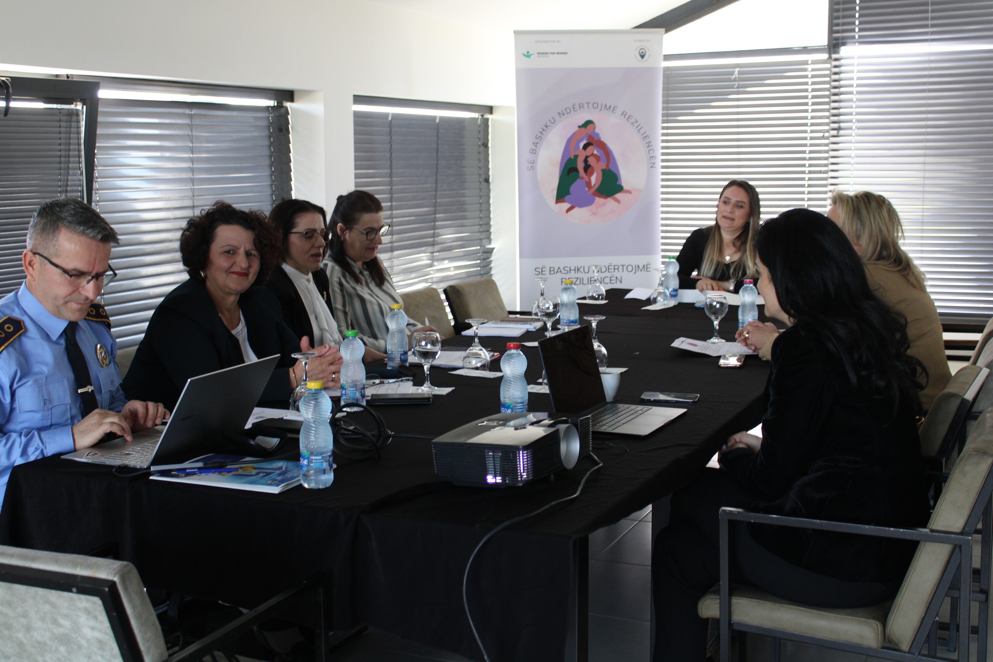 Punëtori Tre-ditore në Drenas për Përgatitjen e Planeve të Mitigimit kundër Dhunës me Bazë Gjinore në Kuadër të Projektit “Together Building Resilience”