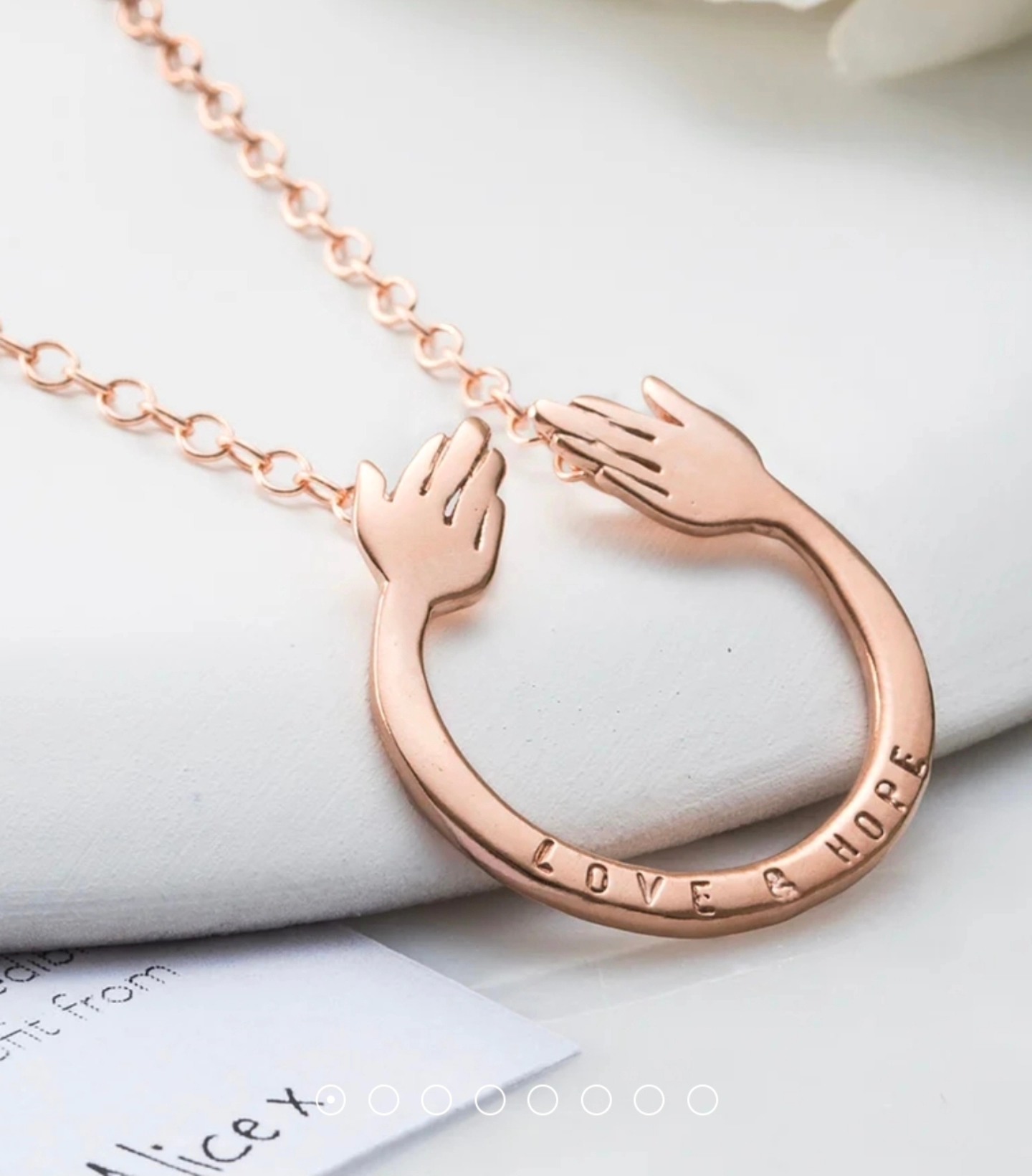 🎧✨ Një bisedë e mbushur me dashuri, guxim dhe shpresë!