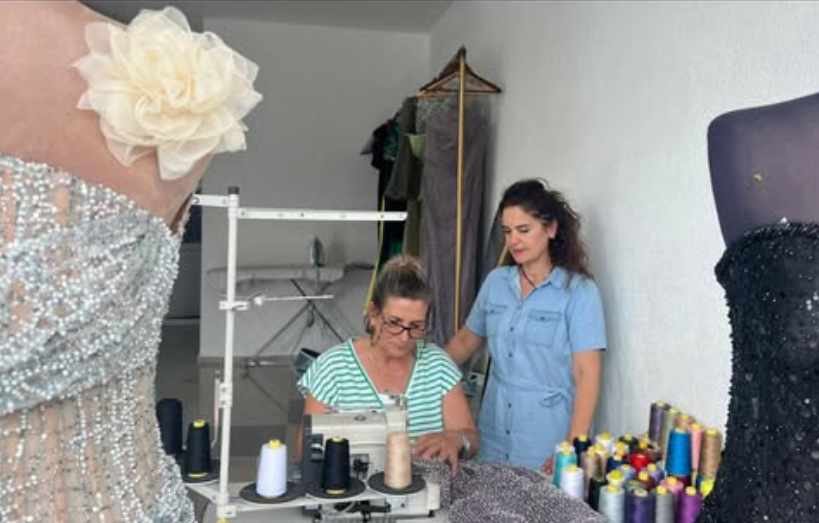 Dy gra, një ëndërr dhe një rrobaqepësi që frymëzon 💪✨